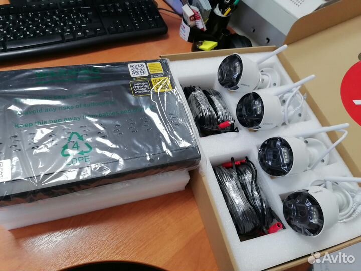 Беспроводной комплект видеонаблюдения DIY soho 8/4