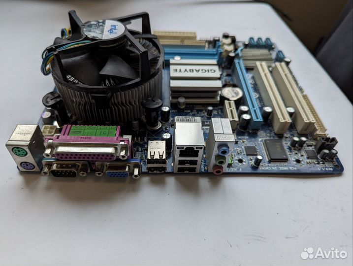 Материнская плата с процессором