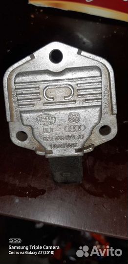 Датчик уровня масла 1J0907660C