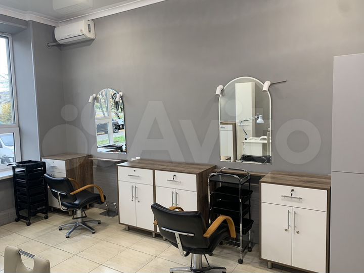 Рабочие места в женском зале