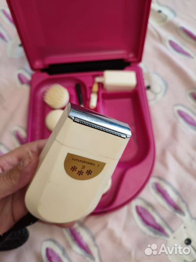 Массажёр и Маникюрный набор