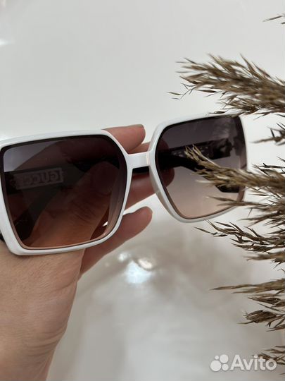 Солнцезащитные очки женские новые