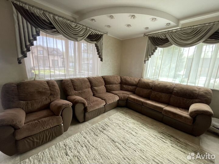 Угловой диван