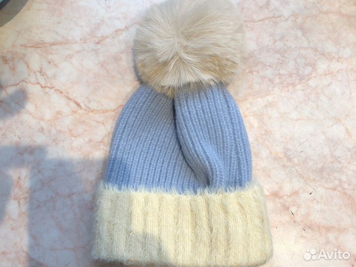 Шапка вязанная демисезонная