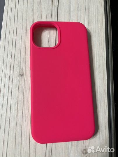 Чехол на iPhone 13