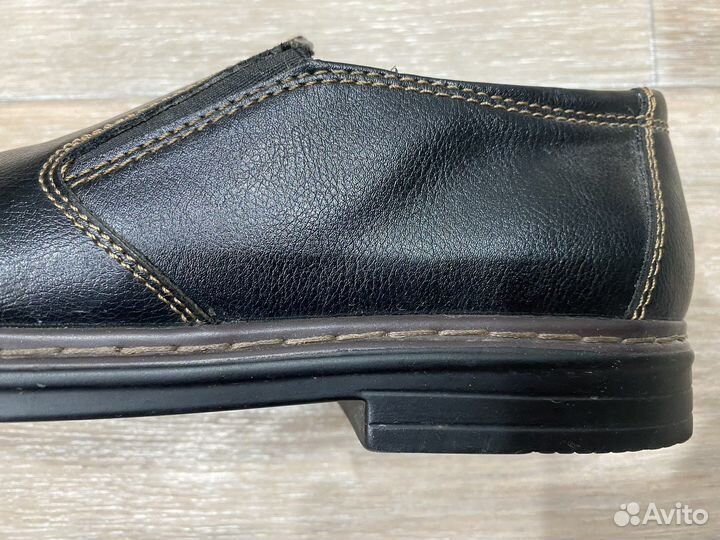 Мужские кожаные туфли 42 размер