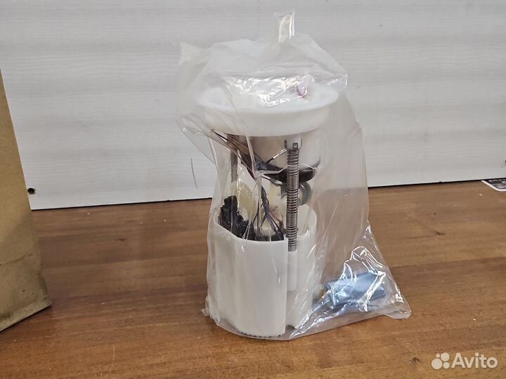 Топливный насос Ford Mondeo lV, 1506989