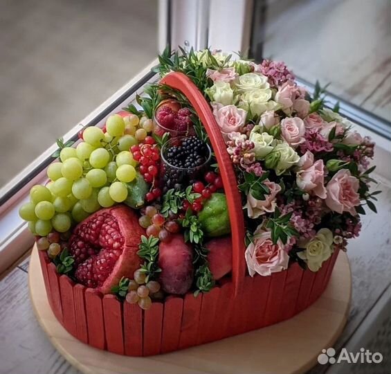 Съедобные букеты / Корзина фруктов