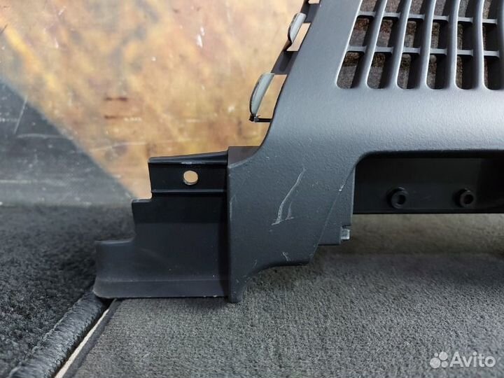 Пластик багажника правый Bmw X5 E53 M54 2002