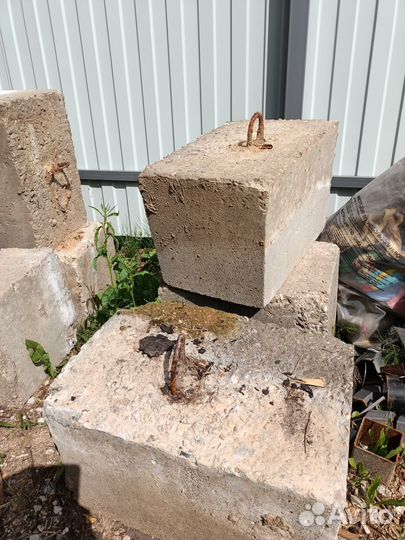 Бетонные блоки бу