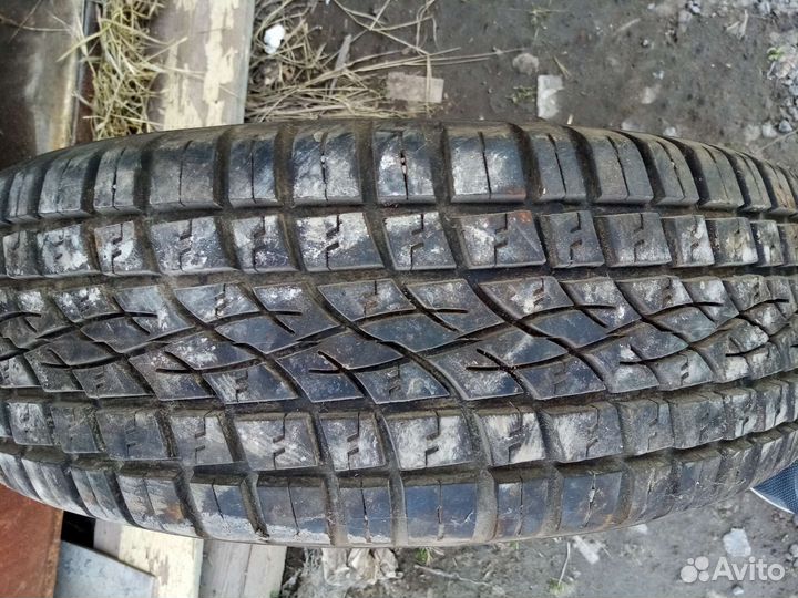 КАМА Кама-221 23.5/70 R16