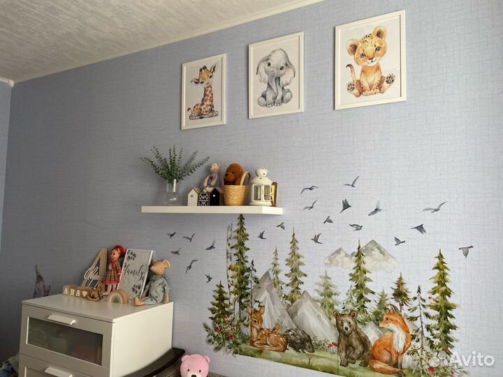 Картины и постеры в детскую на холсте