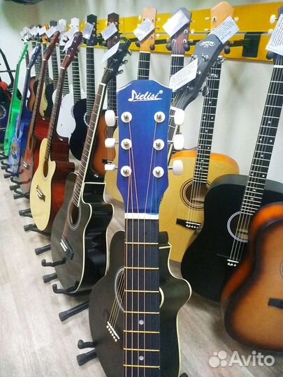 Новая акустическая гитара