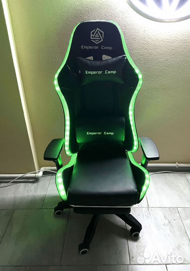 Компьютерное игровое кресло с LED подсветкой