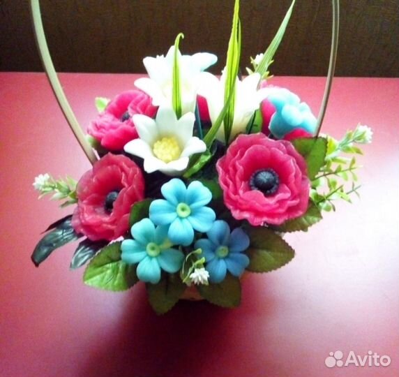 Букет с маками из мыла