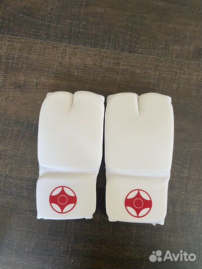 Кимоно для каратэ киокушинкай и защита