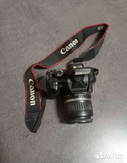 Зеркальный фотоаппарат canon
