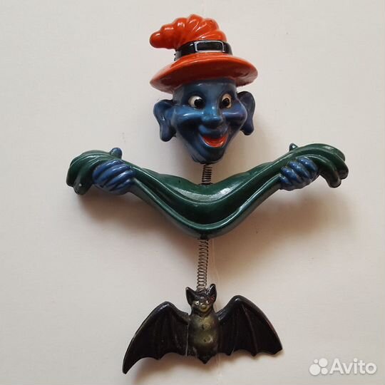 Игрушка фокусник Колдун магнитик волшебник сувенир