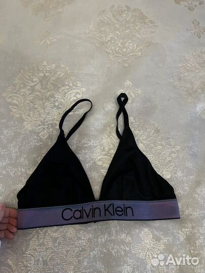 Calvin klein бюстгалтер