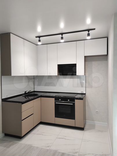 2-к. квартира, 38 м², 2/16 эт.