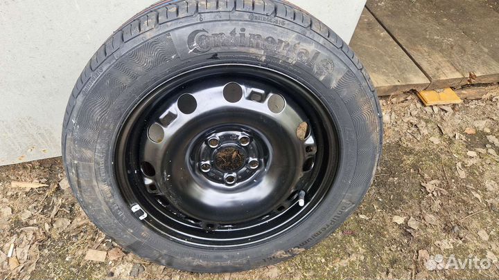 R15 Continental Conti4x4IceContact 195/55, PCD 5x100 DIA 40