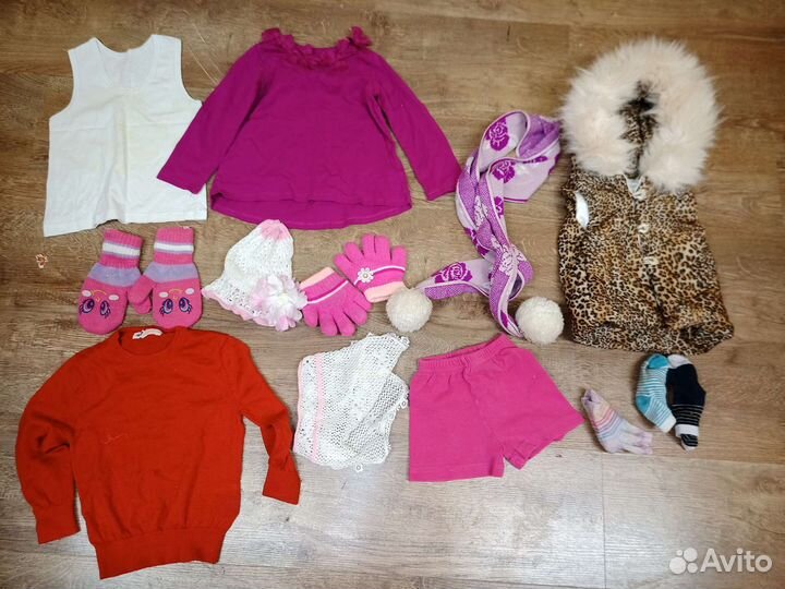 Отдам пакет вещей на девочку 1-2 года