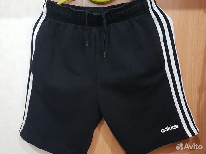 Шорты для подростка 164. Adidas 13-14 лет
