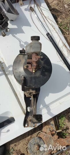 Главный тормозной цилиндр Mazda Е2200