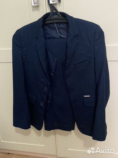 Школьный костюм 140