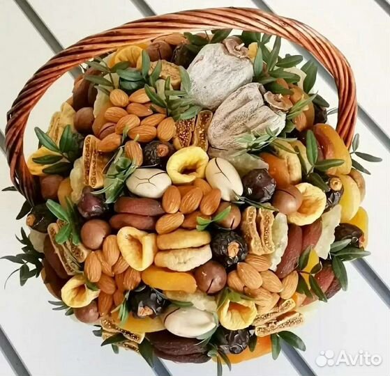 Букет из сухофруктов