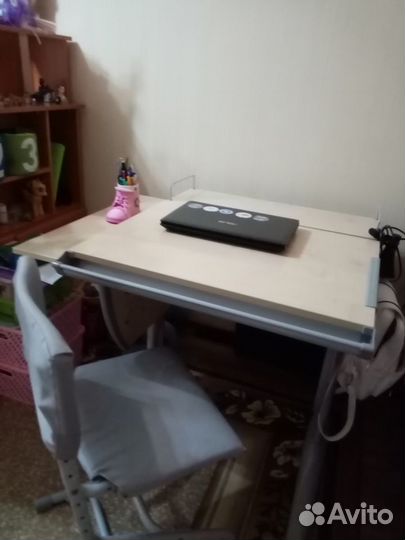 Растущая парта и стул дэми