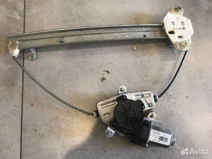 Стеклоподъемник передний правый Hyundai Solaris