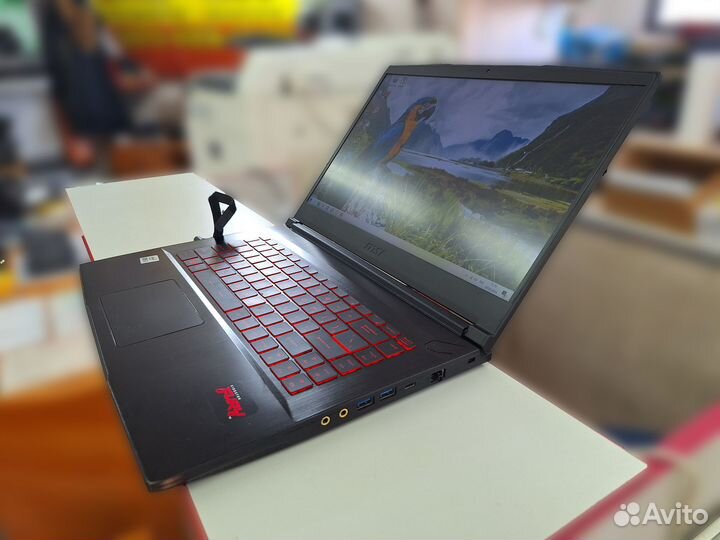 Мощный ноутбук (Core i5-10500H, 8Гб DDR4, 512 SSD