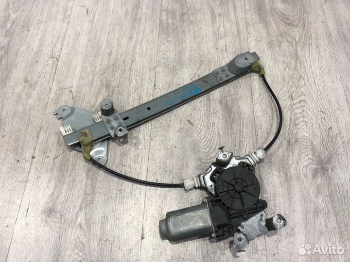 Стеклоподъемник задний правый Nissan Qashqai+2 J10