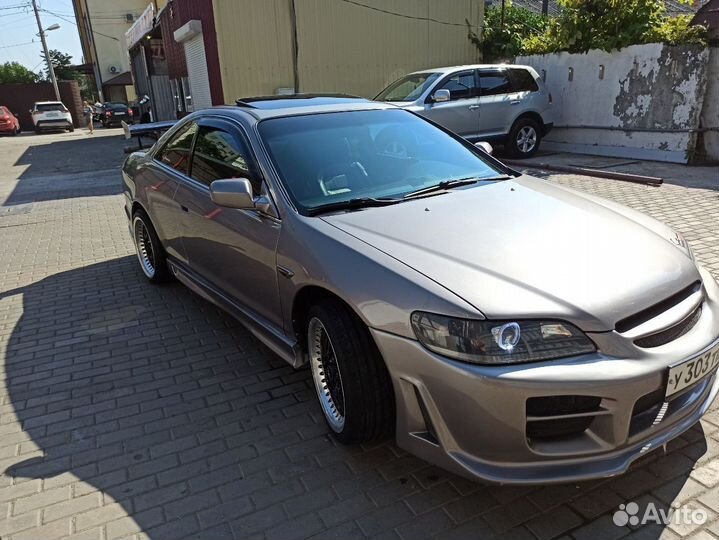 Фары Honda Accord 6