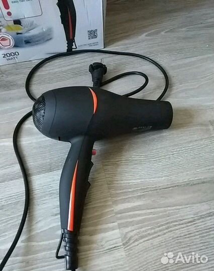 Замечат.подарок-мощный проф.фен Polaris нов