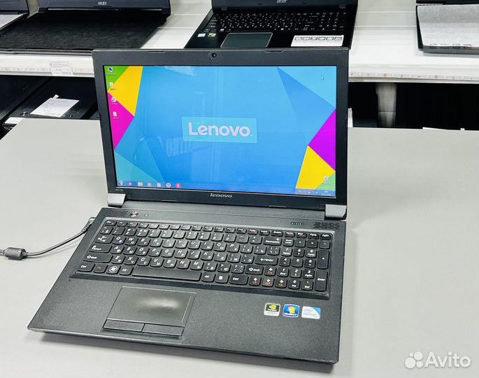 Производительный Ноутбук игры+учеба+развлечения