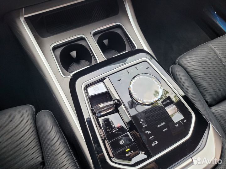 BMW 7 серия 3.0 AT, 2022, 4 500 км