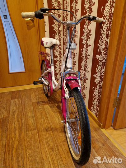 Детский велосипед с алюминиевой рамой