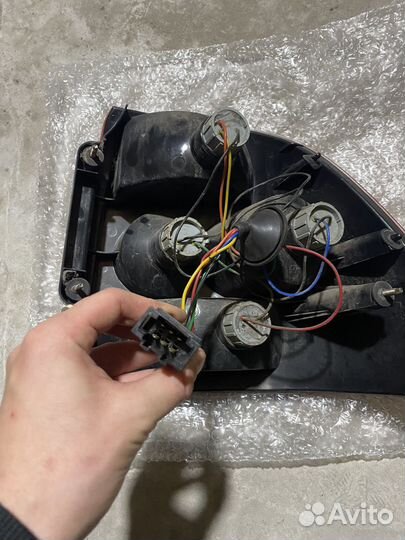 Фары приора (права и левая)