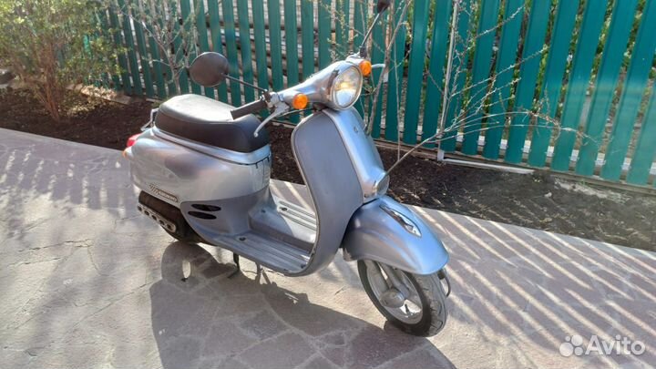 Продам скутер Honda Giorno