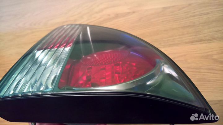 Фонарь задний Lexus RX300