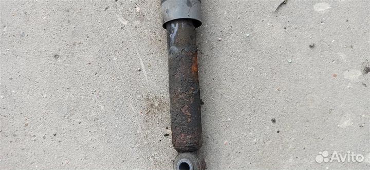 Амортизатор задний Opel Astra H caravan