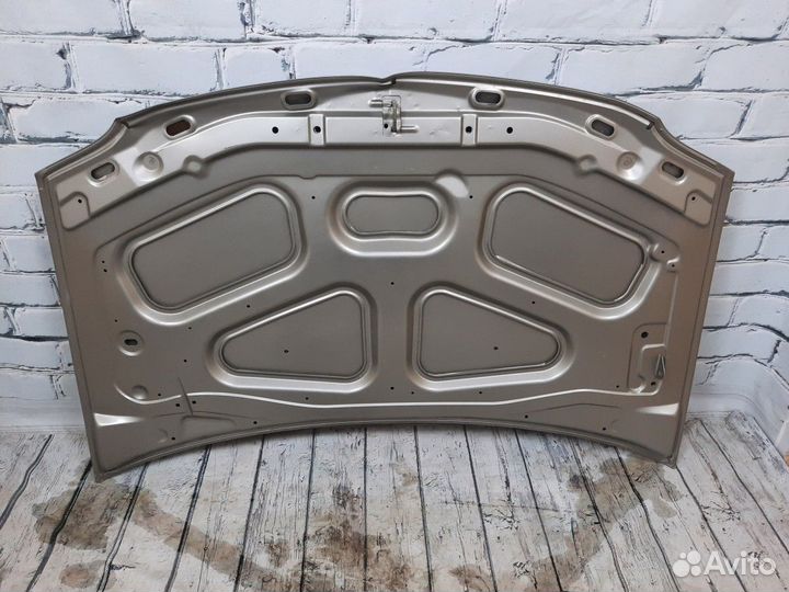 Капот LADA Largus Ларгус Логан 1