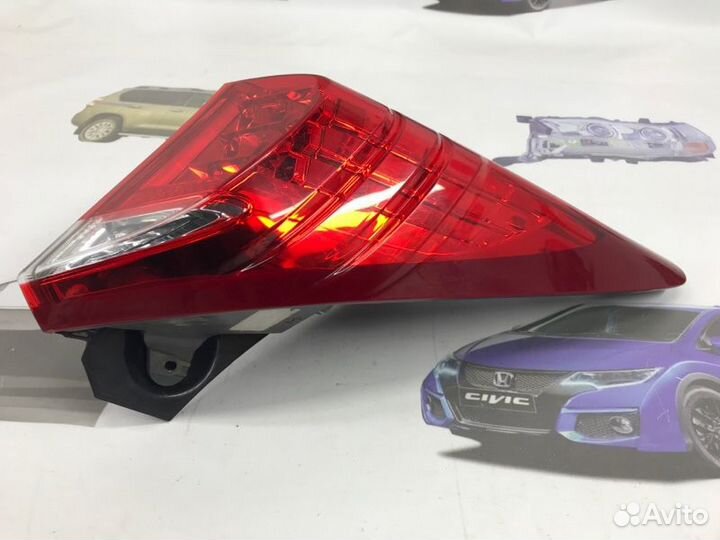 Фонарь задний правый Honda Civic 5DN