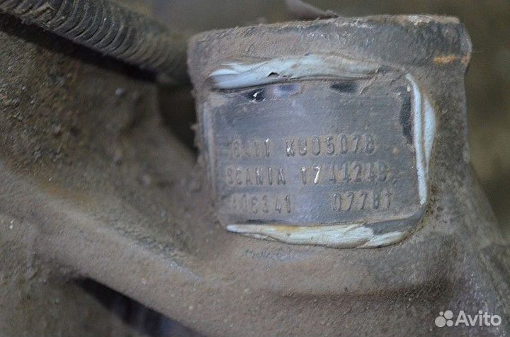 Суппорт ведущего моста, левый scania R-Series (01