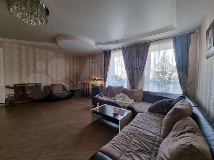 Дом 500 м² на участке 40 сот.