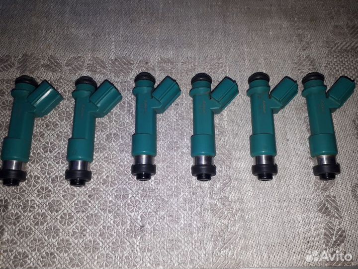 Форсунки топливные Toyota Prado 120 1grfe