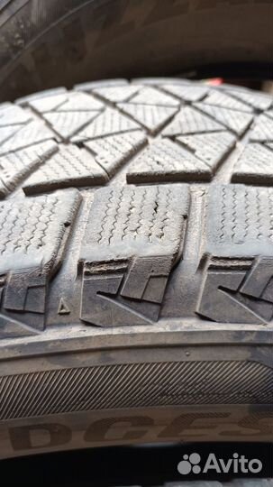 Bridgestone Blizzak DM-V2 265/65 R17