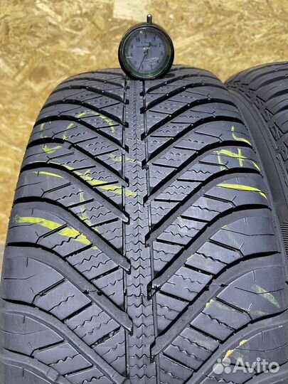 Goodyear Vector 4Seasons 215/60 R16